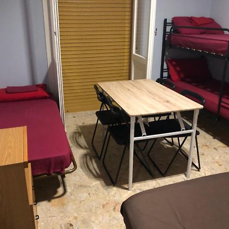 نزل مودينافي Euro House المظهر الخارجي الصورة