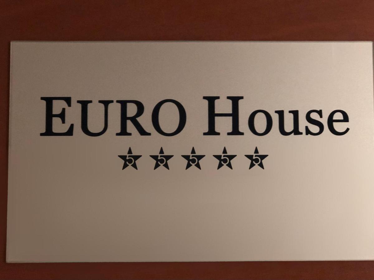 نزل مودينافي Euro House المظهر الخارجي الصورة