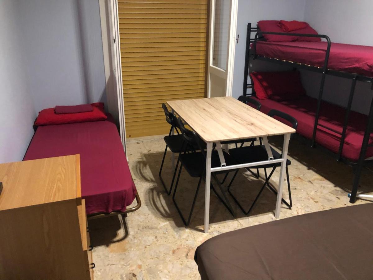 نزل مودينافي Euro House المظهر الخارجي الصورة