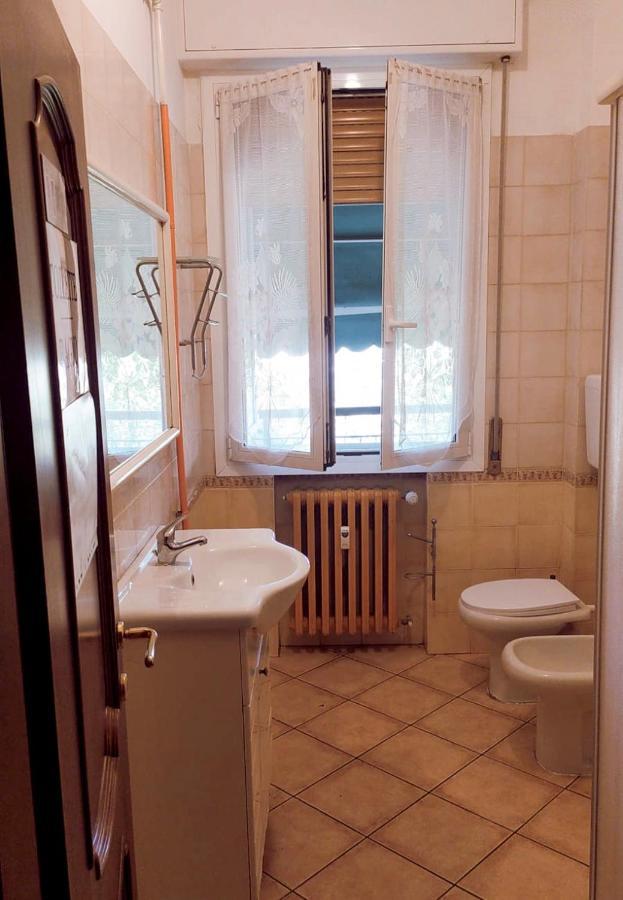 نزل مودينافي Euro House المظهر الخارجي الصورة